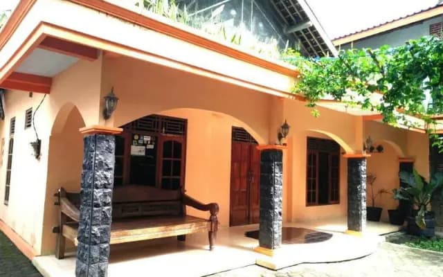 Nurudin House by ZUZU