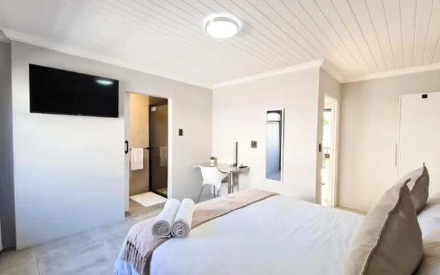 Vincent Valley Lodge