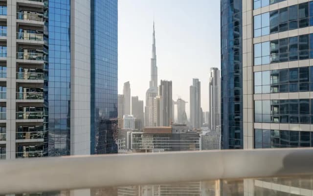 Lux BnB Paramount Tower I Burj Views