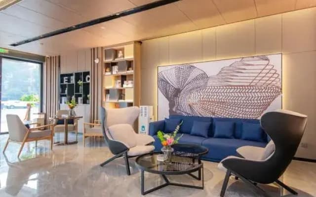 Echarm Hotel Xiaogan Yingcheng Sports Center