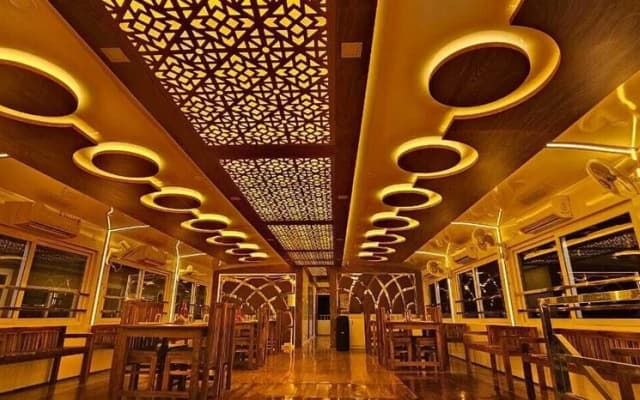 Anugraha Houseboats