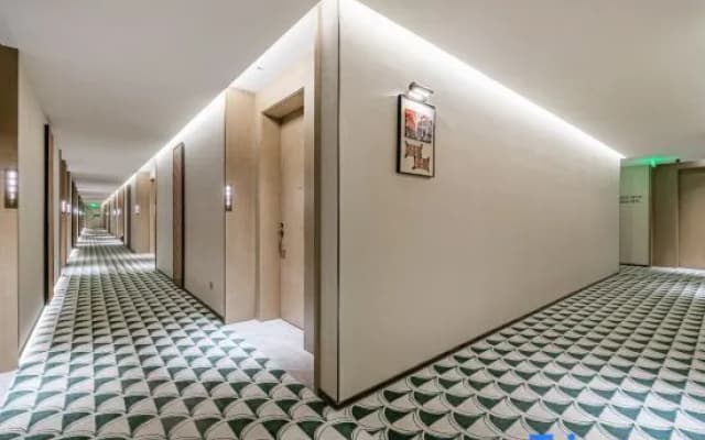 GLaDoRe Hotel (Shenzhen Bao'an Branch)
