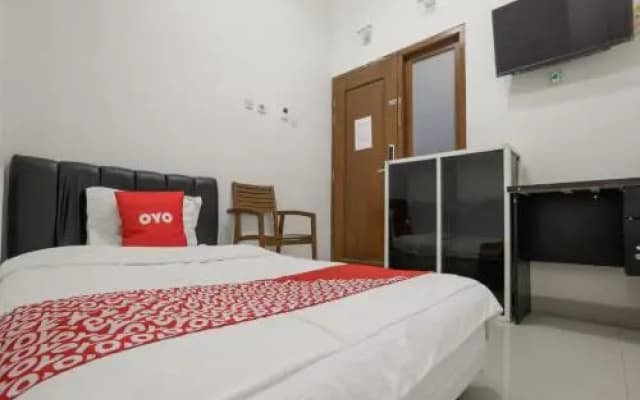 Airy Jebres Kolonel Sutarto 100 Solo
