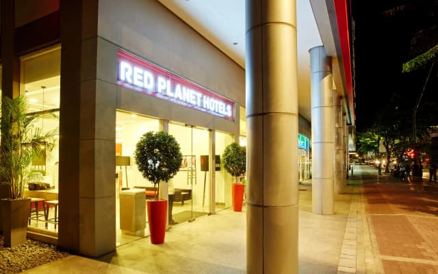 Red Planet Manila Aseana City