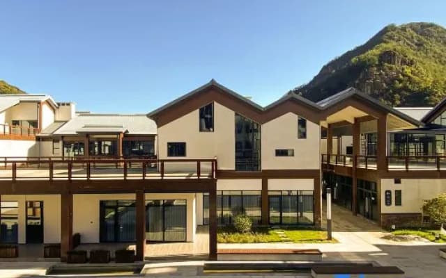Yunxi GINLAN JIA Resort Hotel