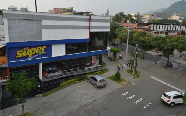 Riviera Plaza