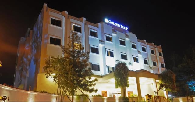 Golden Tulip Udaipur