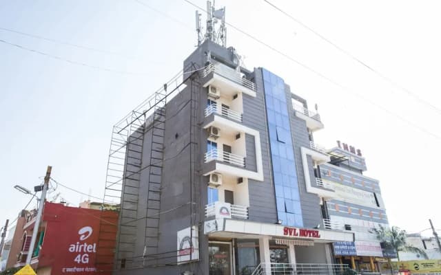 OYO 5426 Hotel SVL