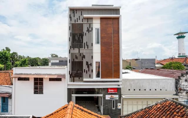 OYO 614 Graha 8 Syariah