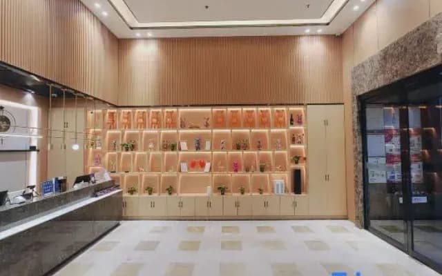 Huaqi Select Hotel (Xinghua City Hall)