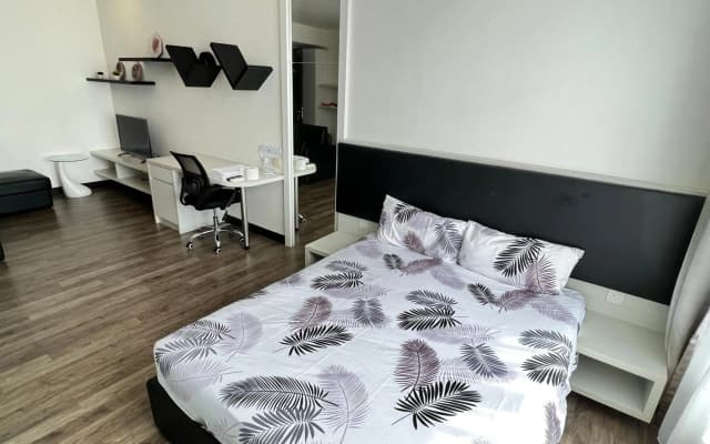LANDMARK2 - GreenView, QuietSpace, BudgetStay, FreeParking, Near Kajang, SgLong, C180, Cheras