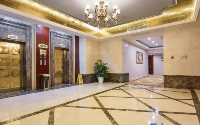 Vienna Zhihao Hotel Suzhou Yangcheng Peninsula Paradise Branch