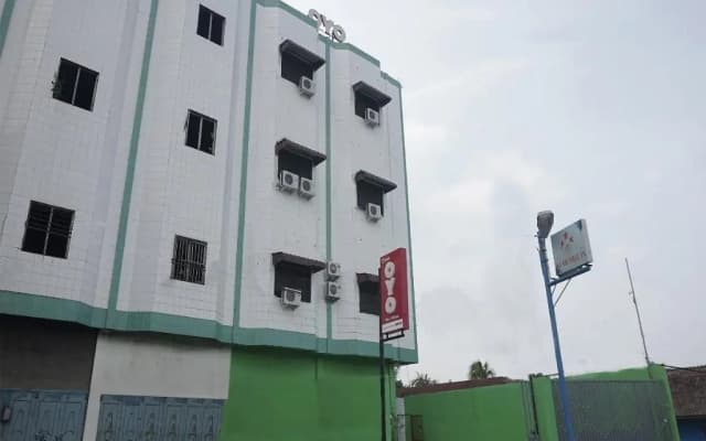 OYO 2044 Star Hill Inn Syariah