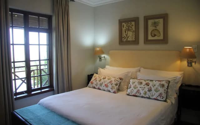 MontMartre Chalets and Guest House