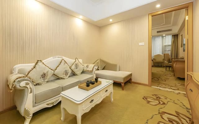 Vienna International Hotel (Fuzhou Wusi Road Store)