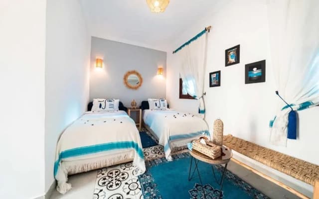Riad Kiyanjana