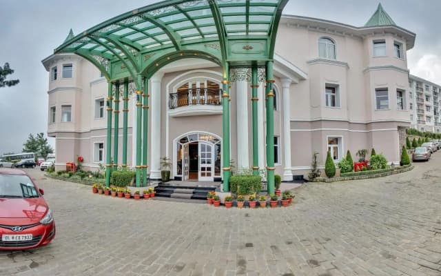 Club Mahindra Resort - Pristine Peaks Naldehra