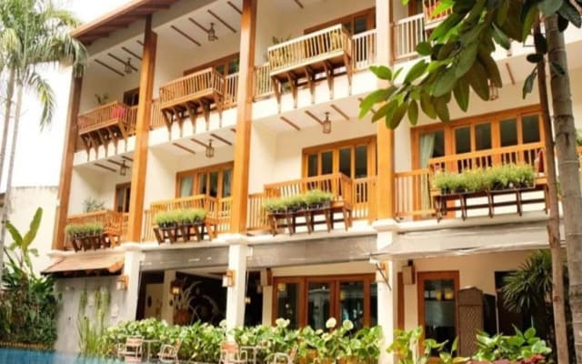 Vieng Mantra