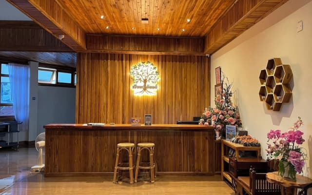 Kum-Chan House Hotel
