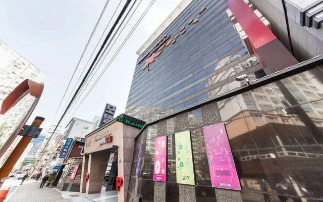 Dongsuwon Gallery
