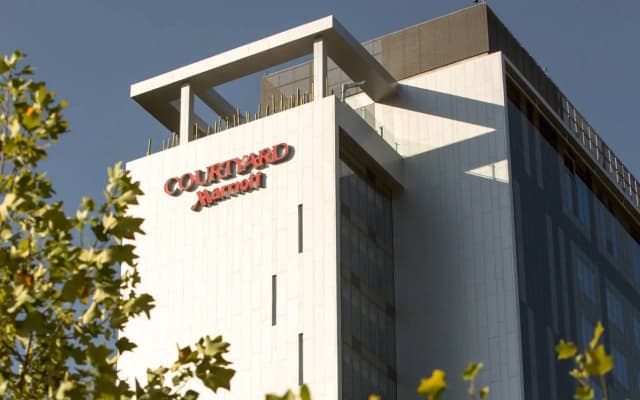 Courtyard Santiago Las Condes