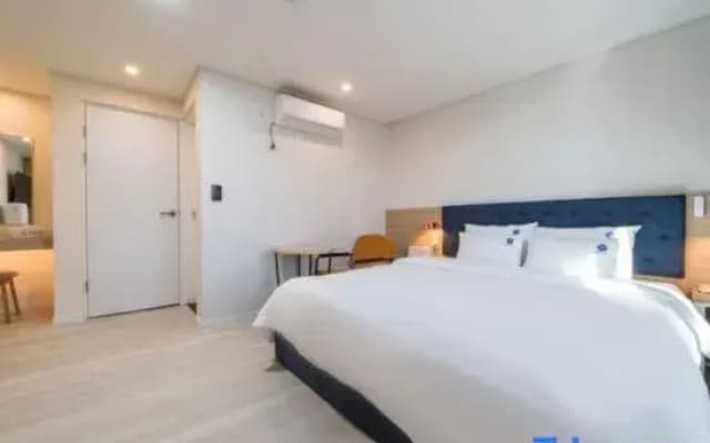 Hotel Lian Sacheon
