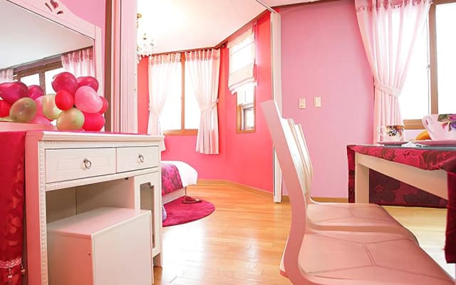 Taean West Pine Pension