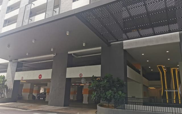 Apple 5 @ Menara Simfoni/Symphony Tower Free Wifi/Parking/TV Box/Nexflix