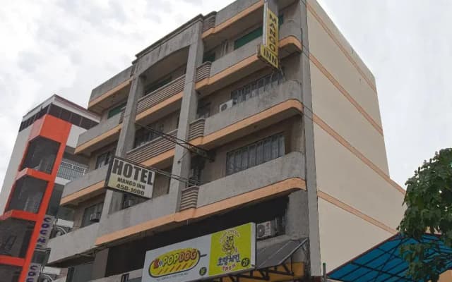 Oyo 790 Mango Inn