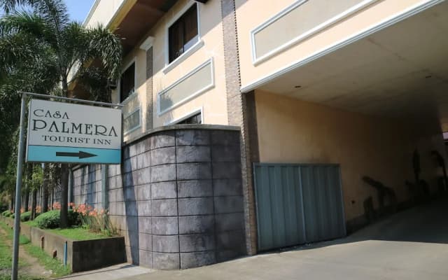 Casa Palmera Tourist Inn