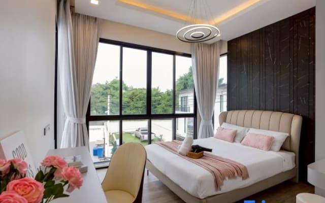 Another Hour Pool Villa