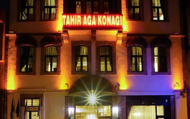Otel Tahir Aga Konagi