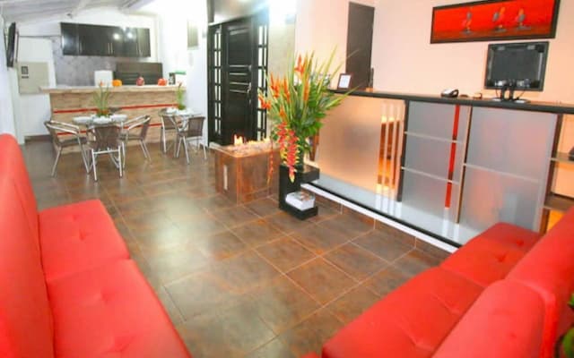 Hotel Lemus Plaza