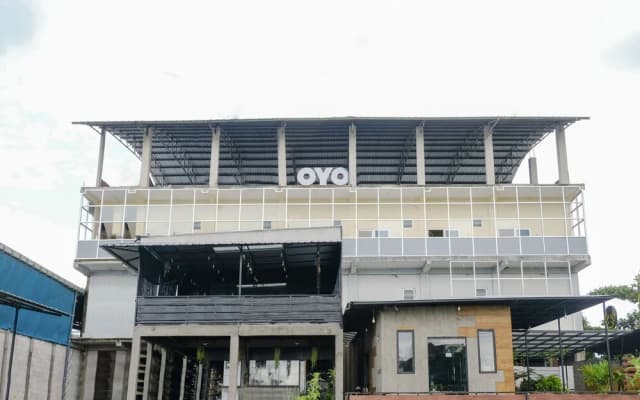 Sm House by OYO Rooms