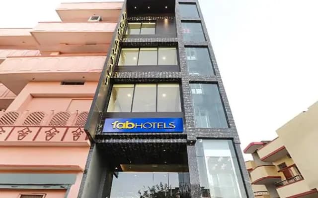 Fabhotel Lemon Grass
