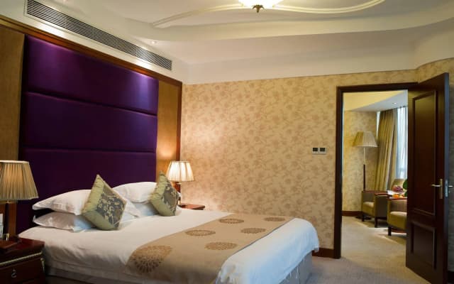Wenzhou Guomao Grand Hotel