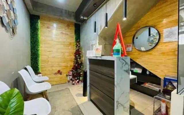Rcee Place by RedDoorz