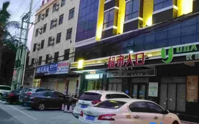 Oriental Hiku Hotel Chain