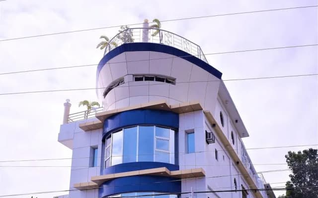 Zen Rooms Baywalk Palawan