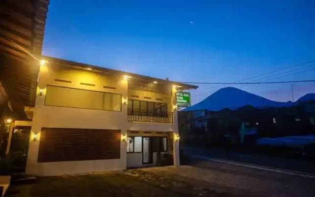 Amerta Giri Hotel Dieng