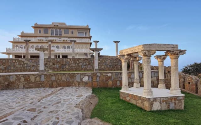 Fateh Safari Suites by Fateh Collection