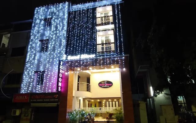Sand Silver Business Hotel