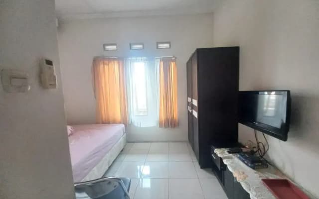 OYO 94102 Kuningan Guest House Syariah