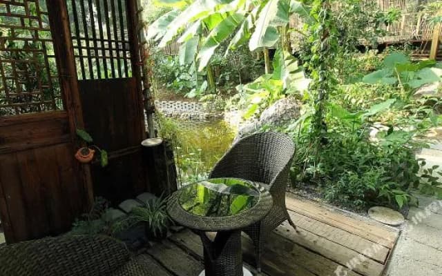 Floral Hotel·Lanjing Art Hotel (Yangshuo Yulong River Store)