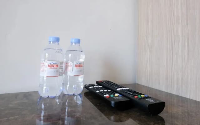 Urbanview Hotel Ling near Jawa Timur Park 2