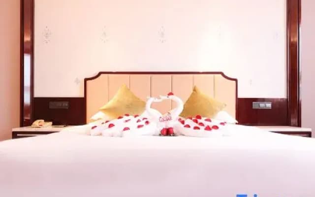 Grand Honor Hotel