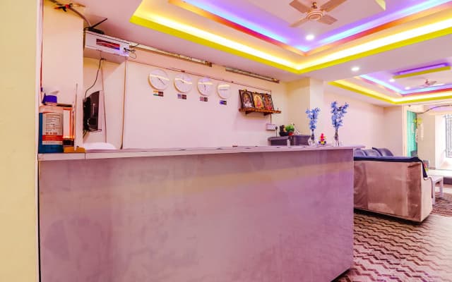FabHotel Broholic Suites