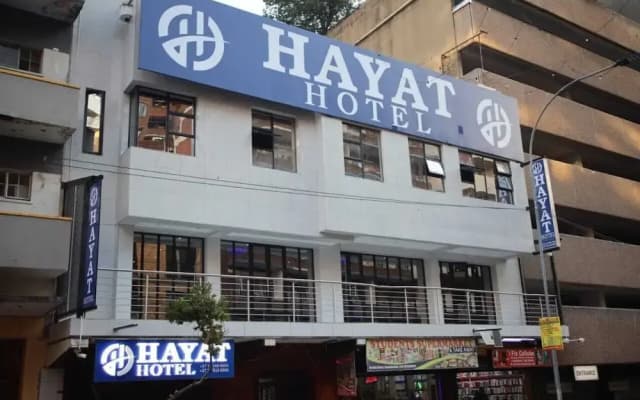 Hayat Hotel 94Juta