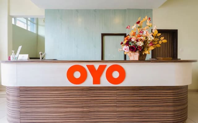 Oyo 90153 U Stay Hotel