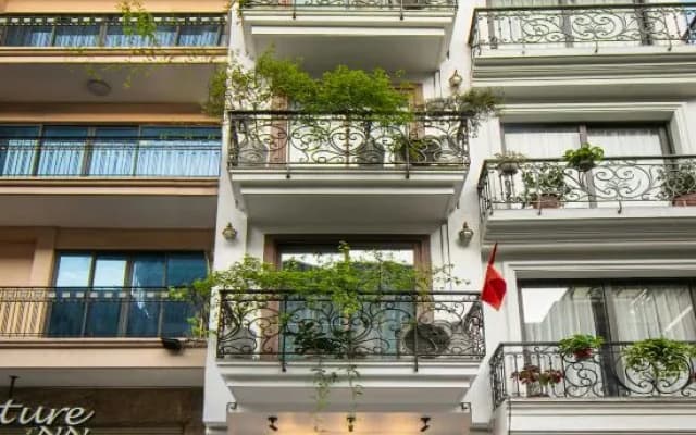 Carillon Boutique Hotel